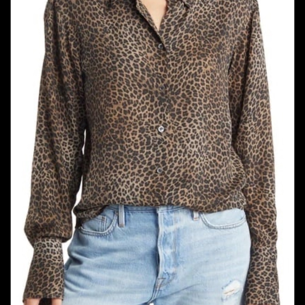 FRAME
The Standard Shirt Leopard Button-Front Shirt Silk Blouse